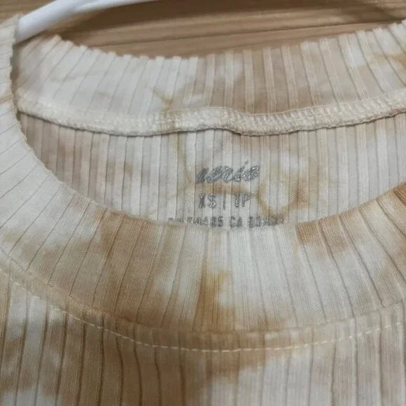 Aerie Top - Picture 5 of 6